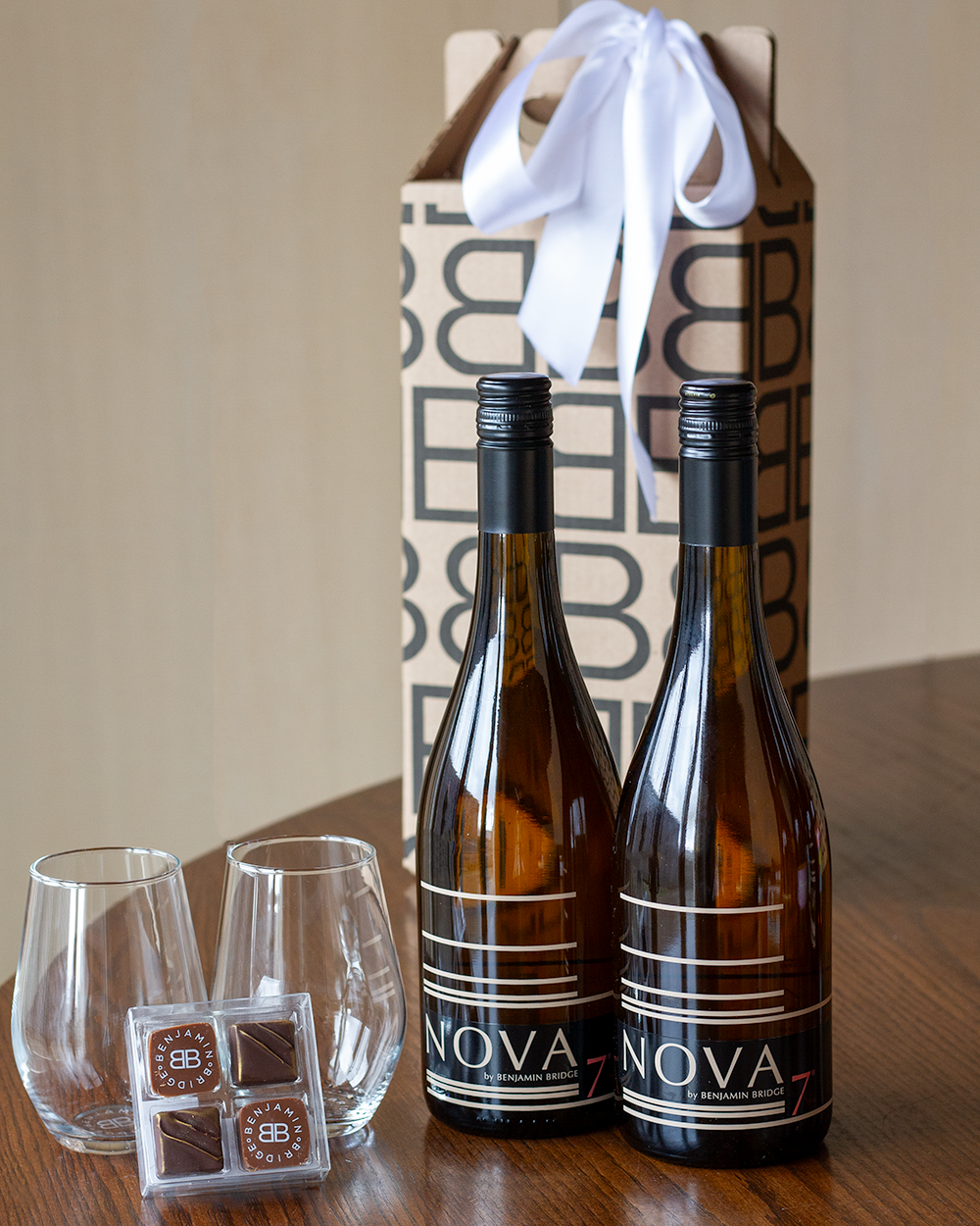 Nova 7 Gift Pack